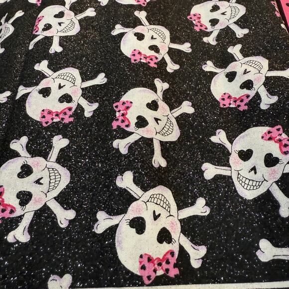 Skull print/Polka dot 100% cotton Fabric lot 8+ yards total 42-44 in wide - Picture 4 of 6